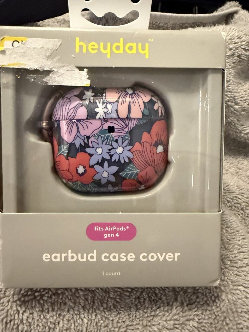 heyday Earbud Case Cover for AirPods Gen 4 Floral Print